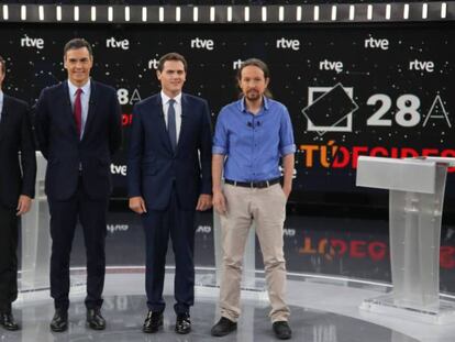 Pablo Casado, Pedro Sánchez, Albert Rivera y Pablo Iglesias, en el debate a cuatro de RTVE.  
