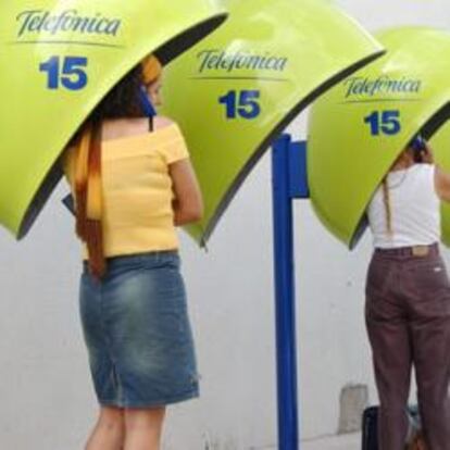 Cabinas de Telefónica en las calles de Brasil