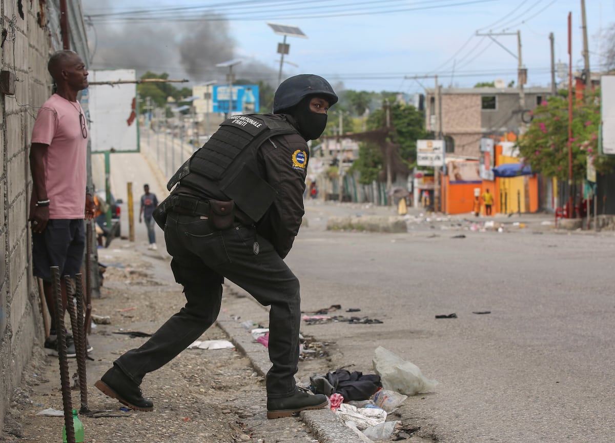 Bandas armadas anuncian una “nueva batalla” en Haití tras la destitución del primer ministro | Internacional