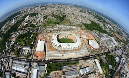 Imagem aérea da Arena da Amazônia, em Manaus.