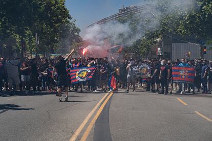 Los Boixos Nois en los aledaños del Camp Nou en mayo del año pasado.