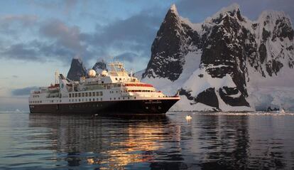Expedición de Silversea por la Antártica chilena.