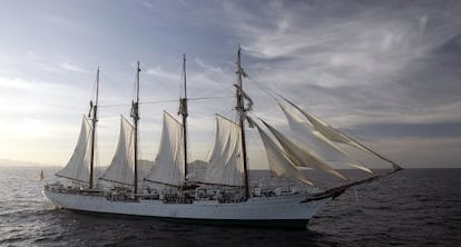 O barco escola 'Juan Sebastián Elcano', em Canárias, em 2007.