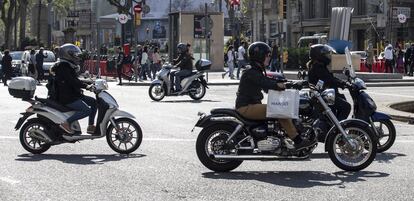 Motos circulant per Barcelona.