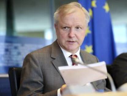 El vicepresidente de la Comisión Europea (CE) y responsable de Asuntos Económicos y Monetarios, Olli Rehn, durante una comparecencia esta semana.