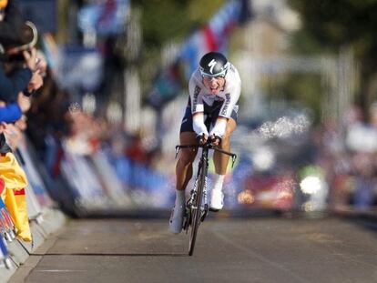Toni Martin, durante la contrarreloj en Valkenburg.