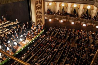 El Teatro Col&oacute;n, el d&iacute;a de su inauguraci&oacute;n tras su rehabilitaci&oacute;n.