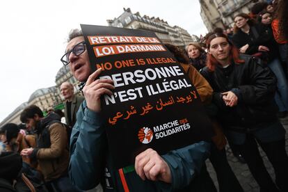 Manifestación contra la ley de inmigración del Emmanuel Macron, el pasado jueves en París.