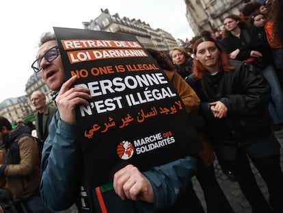 Manifestación contra la ley de inmigración del Emmanuel Macron, el pasado jueves en París.