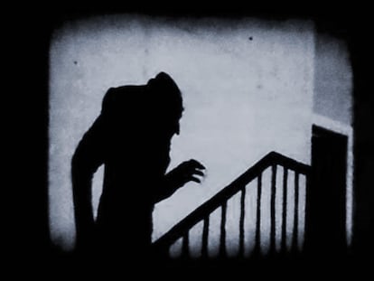 La inconfundible silueta de Nosferatu.