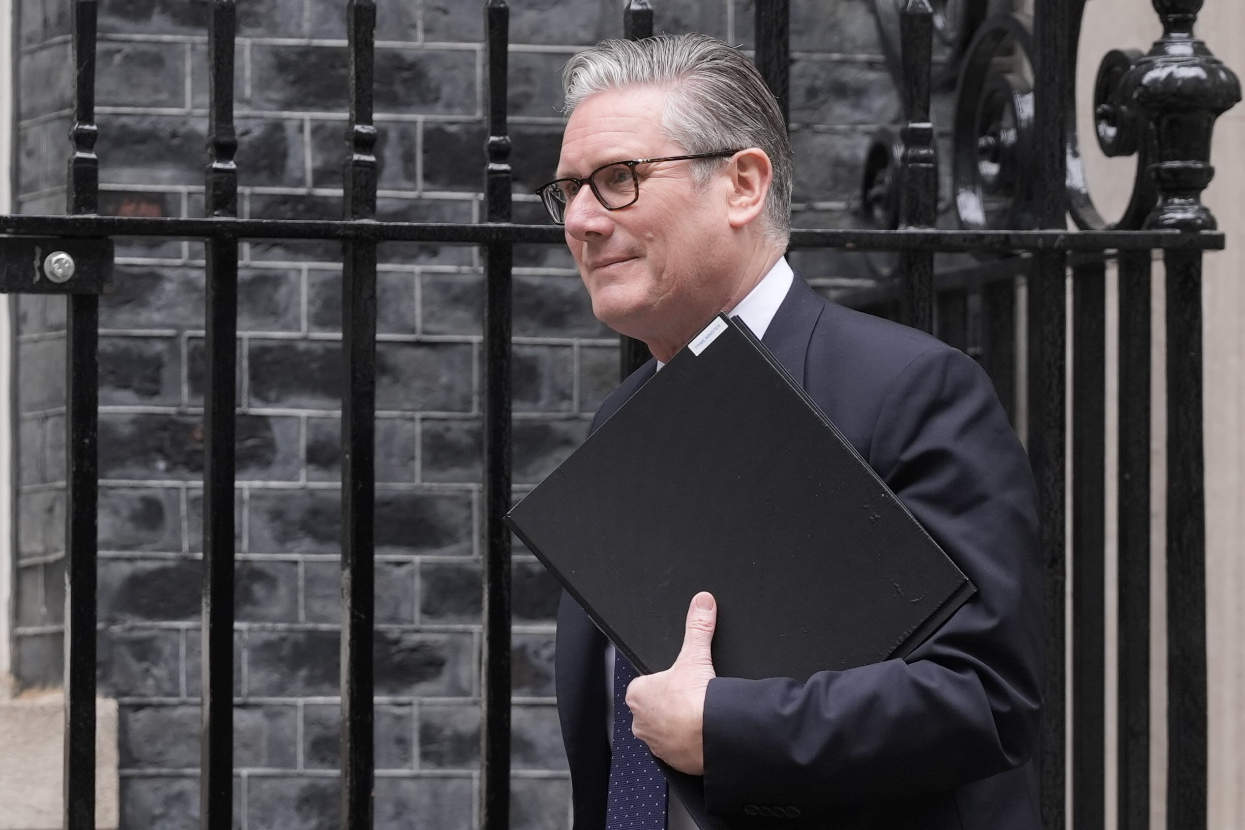 Starmer elude su responsabilidad y asegura que se le ocultó “deliberadamente” el veto interno al nombramiento de Mandelson