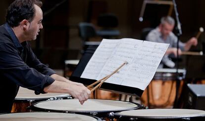 Javier Eguillor y Julien Bourgeois ensayando en el Palau de la Música de Valencia.