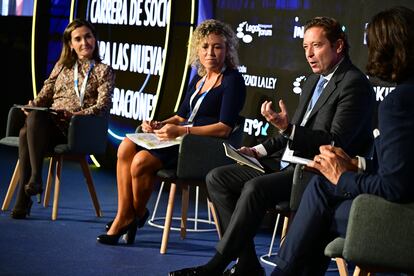 Adela García de Tuñón, Patricia Martínez, Javier Mourelo y Marcelino Abad.