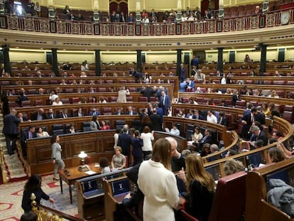 Sesión constitutiva del Congreso de la XIII Legislatura, el 21 de mayo.