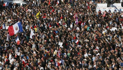 Protesta multitudinaria en París en contra de la reforma laboral el 23 de septiembre de 2017.