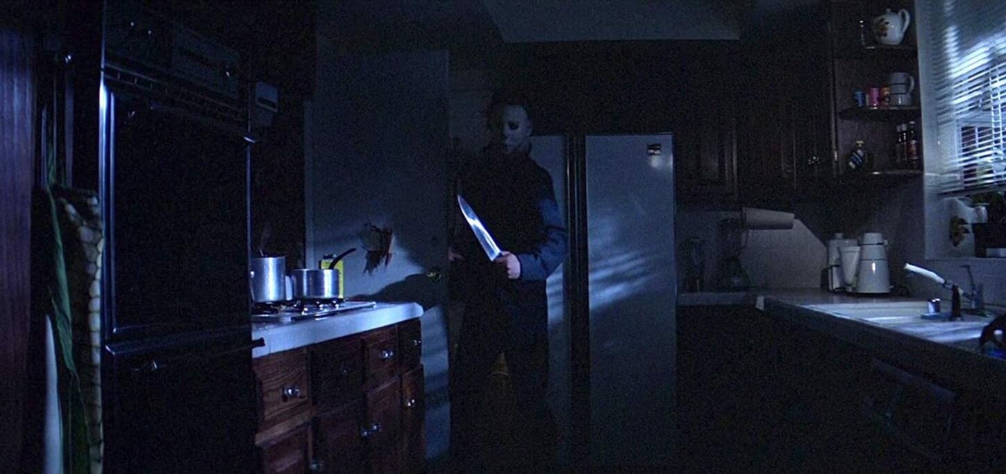 Michael Myers, el asesino de 'La noche de Halloween', se esconde en las sombras y usa armas punzantes, como un depredador animal.