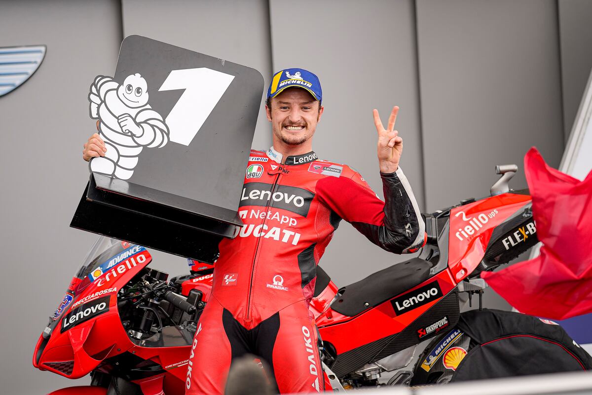 Miller se impone en Le Mans en una carrera muy accidentada para los ...