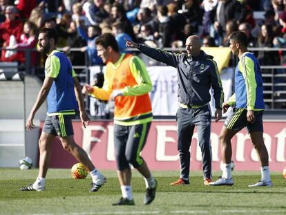 Zidane en su primer entrenamiento con el Real Madrid. 