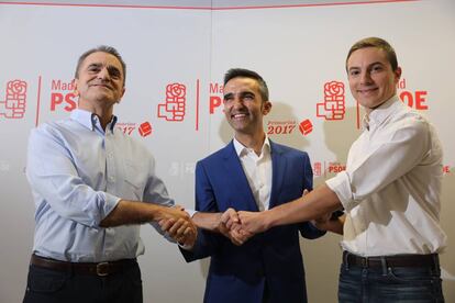 Los tres candidatos a liderar el PSOE-M, Jos&eacute; Manuel Franco, Eusebio Gonz&aacute;lez Jabonero y Juan Lobato , posan antes del debate.