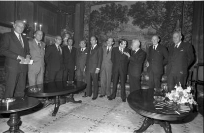 Reunión de los presidentes de los siete grandes bancos españoles y del Banco Exterior, como acto de bienvenida a los nuevos presidentes del Vizcaya, Pedro de Toledo, y del Santander, Emilio Botín-Sanz de Sautuola y García de los Ríos, el 15 de enero de 1987.