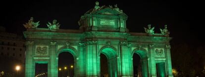 Puerta de Alcalá iluminada en diciembre del año pasado.