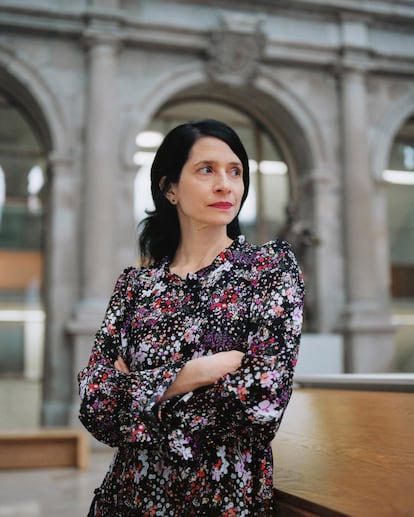La escritora Chloe Aridjis en el Museo del Prado, en una imagen cedida por la Fundación Loewe.