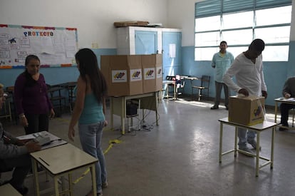 Ambiente electoral en un centro de voto en Caracas, el 20 de mayo de 2018.