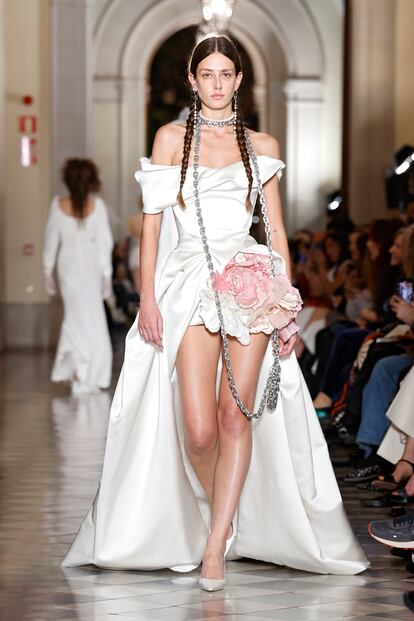 Una de las propuestas de Andreas Kronthaler para la colección nupcial de Vivienne Westwood.