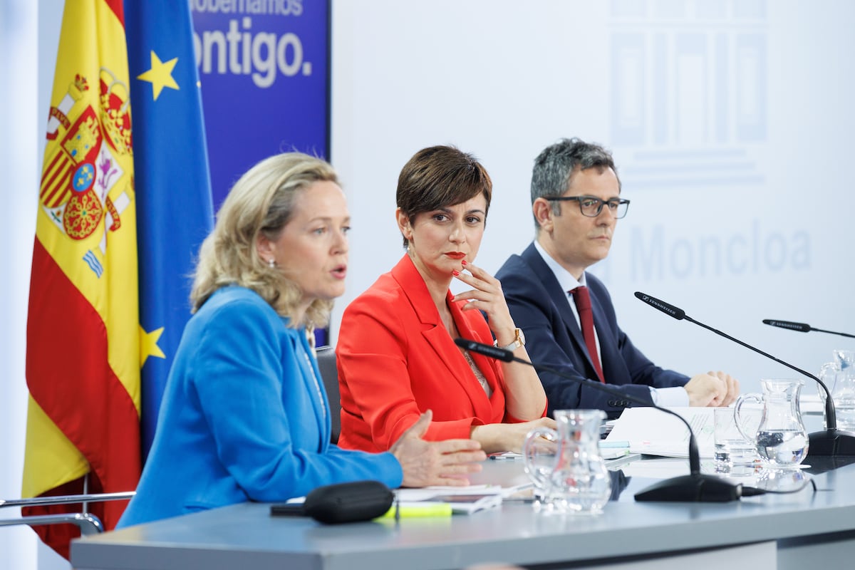 La campaña se adentra en el choque ideológico entre el PSOE y el PP por ...