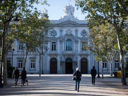 Façana principal de la seu del Tribunal Suprem, a Madrid.