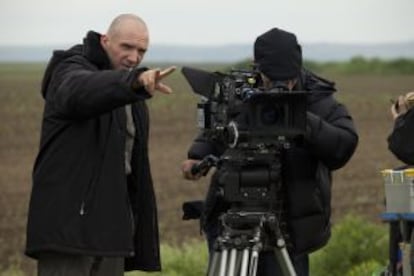 Ralph Fiennes durante el rodaje de 'Coriolanus'.