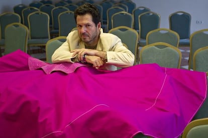 John Hemingway, nieto de Ernest, en el Ateneo de Marbella, en julio de 2011.