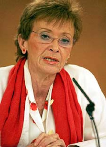 María Teresa Fernández de la Vega, durante la rueda de prensa posterior al Consejo de Ministros.