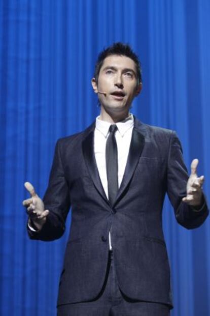 El periodista Toni Garrido, durante la presentación de la gala de los Premios de la música.