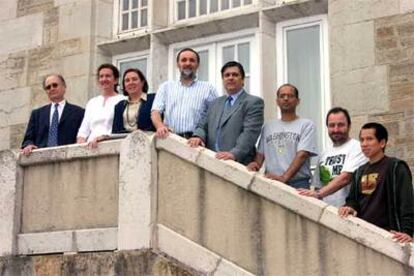 De izquierda a derecha, F. López Crespo, M. L. Arranz, A. Fuster, I. Luengo, J. Montes, A. Menezes, I. Spandilhski y Phong Nguyen, en la UIMP.

  ALBERTO SAINZ