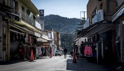 Calle de Els L&iacute;mits, en La Jonquera. 