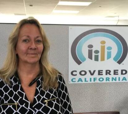 Jill Kummer acudió el lunes a cancelar un seguro de Obamacare.
