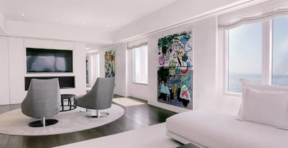 Arts Suite by We Collect, con obras del artista alemán Romain Blanck.  