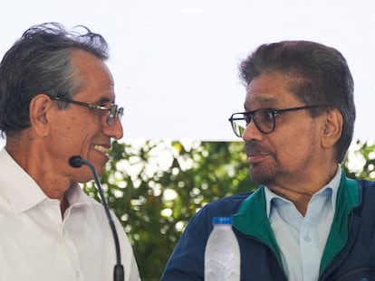 Walter Mendoza e Iván Márquez, este lunes en Caracas (Venezuela).