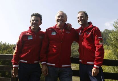 Purito Rodríguez, el seleccionador, Javier Mínguez, y Alejandro Valverde.