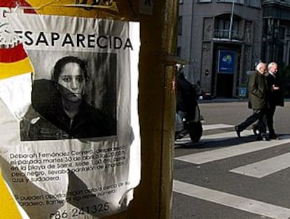 Imagen de uno de los carteles en los que se denunciaba la desaparición de Deborah Fernández en Vigo.