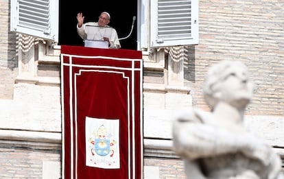 El Papa Francisco dirige la oración del Ángelus, el pasado 22 de septiembre en Ciudad del Vaticano.