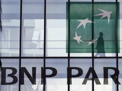 Sede de BNP Paribas en Issy-les-Moulineaux, cerca de Par&iacute;s