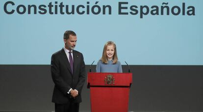 Lectura de la Constitución por Leonor de Borbón en el Instituto Cervantes.