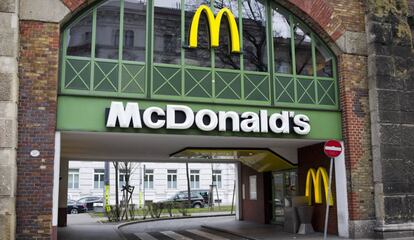 Fotografía de archivo de un local de McDonald's en Viena.