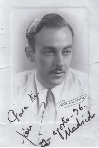 León de Huelves, esposo de Josefa de la Calle, en 1936.