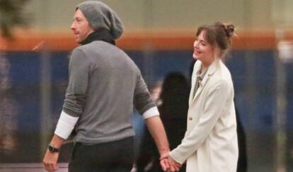 Chris Martin y Dakota Johnson, en Los Ángeles, en 2018.