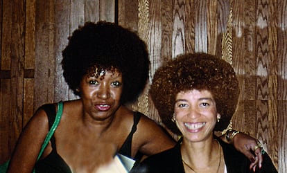 Lélia Gonzalez y Angela Davis, en Estados Unidos, en 1984.