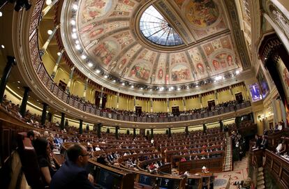 Vista del hemiciclo durante el discurso de investidura de Pedro Sánchez.