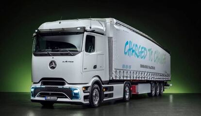 Mercedes-Benz eActros 600, así es el camión eléctrico que competirá con el Tesla Semi